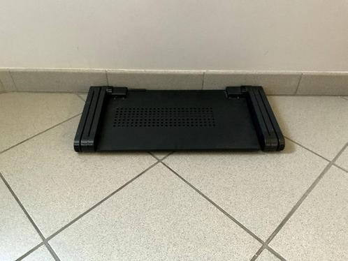 Zwarte Laptopstandaard met Ventilatiegaten, Computers en Software, Laptopstandaarden, Nieuw, In diepte verstelbaar, In hoogte verstelbaar