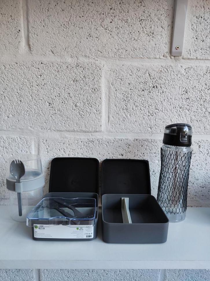 Set pour lunch + gourde..., Huis en Inrichting, Keuken | Tupperware, Zo goed als nieuw, Bus of Trommel, Wit, Ophalen of Verzenden