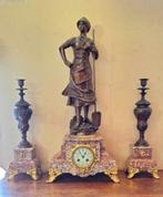 Mooi antiek klokkenstel, pendule set met signatuur., Antiek en Kunst, Ophalen