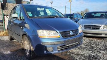 fiat idea 1.4 benzine AIRCO TREKHAAK 2004 !! EERST LEZEN !!, Autos, Argent ou Gris, Achat, Idea, Entreprise
