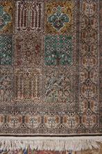 perzisch,Oosterse tapijt ( kashmir )stijl met leuke motieven, Huis en Inrichting, Stoffering | Tapijten en Vloerkleden, Ophalen
