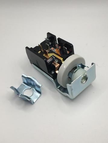 Te koop lichtschakelaar ford f100 f150 f250 e100 e150 bronco beschikbaar voor biedingen