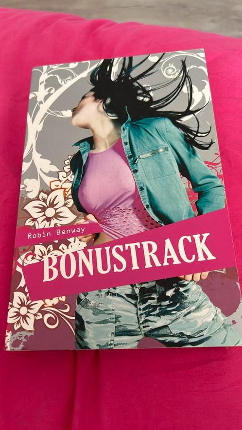 R. Benway - Bonustrack, Boeken, Kinderboeken | Jeugd | 13 jaar en ouder, Ophalen
