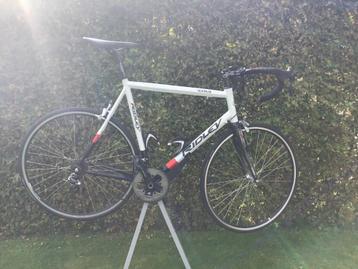 racefiets beschikbaar voor biedingen