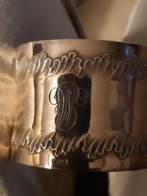 Rond de serviette - plaqué argent Wiskeman, Antiek en Kunst, Antiek | Zilver en Goud, Zilver, Ophalen of Verzenden