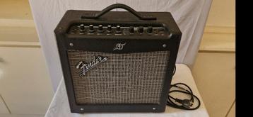 Fender Mustang iV2 gitaarversterker, 220/240V- 70W  beschikbaar voor biedingen