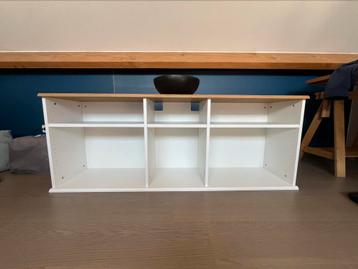 Tv-meubel, wit, 156x38x60 beschikbaar voor biedingen