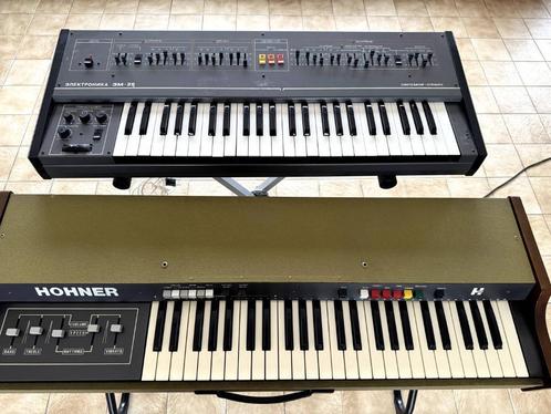 Vintage analoge string synthesizers, Muziek en Instrumenten, Synthesizers, Ophalen