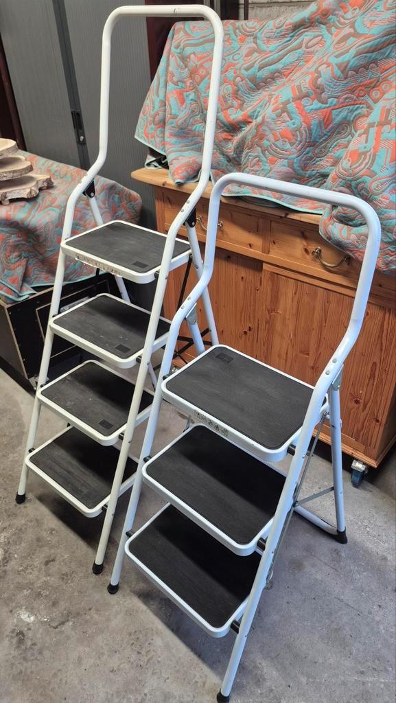 Trapladders 3 en 4 treden, Doe-het-zelf en Bouw, Ladders en Trappen, Ophalen