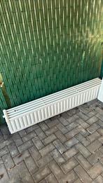 Gietijzeren radiator 170x30x20, Doe-het-zelf en Bouw, Verwarming en Radiatoren, Ophalen, Zo goed als nieuw, Radiator