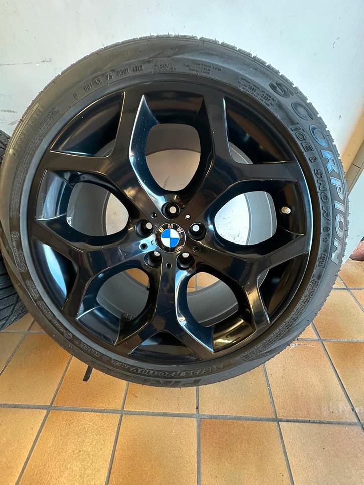Jantes Bmw X5 avec pneus d'hiver, Autos : Pièces & Accessoires, Pneus & Jantes, Pneus et Jantes, Pneus hiver, Enlèvement