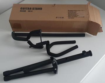 Stand pour guitare Gleam CG-4 disponible aux enchères