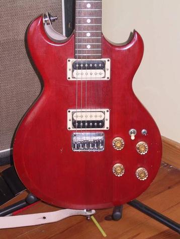 Aria Pro II CS-250, Made in Japan + flightcase beschikbaar voor biedingen
