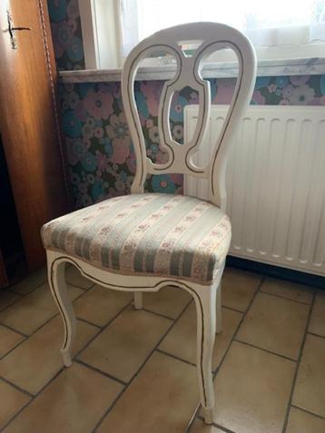 Stoel beschikbaar voor biedingen