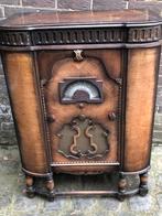 Meuble radio à lampe vers 1930., Ophalen