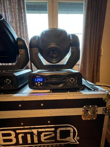 Moving heads beschikbaar voor biedingen