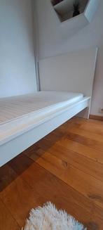 Bed + boxspring + matras 90 x 200 cm, Ophalen, Zo goed als nieuw, Wit