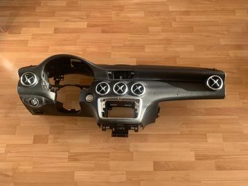 dashboard mercedes A klasse W176 2012 - 2018 + airbag pass. beschikbaar voor biedingen
