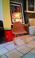 RAR rocker Herman Miller: gestempeld in fiber., Huis en Inrichting, Ophalen of Verzenden, Zo goed als nieuw