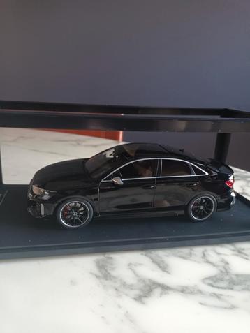 Schaalmodel audi rs3, schaal 1.18.  beschikbaar voor biedingen
