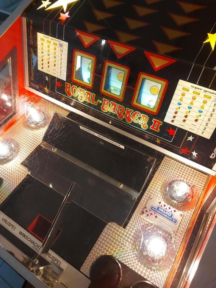 ROYAL BANKER munten schuiver coinpusher bulldozer (1), Verzamelen, Automaten | Gokkasten en Fruitautomaten, Ophalen
