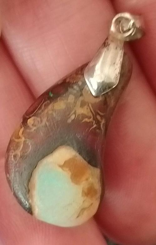 Prachtige yowa nutt uit Australië zeldzaam, Handtassen en Accessoires, Kettinghangers, Nieuw, Zilver, Zilver, Ophalen of Verzenden