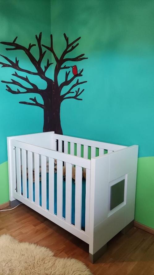 Prachtig babybedje TWF, Kinderen en Baby's, Babywiegjes en Ledikanten, Gebruikt, Ledikant, Ophalen