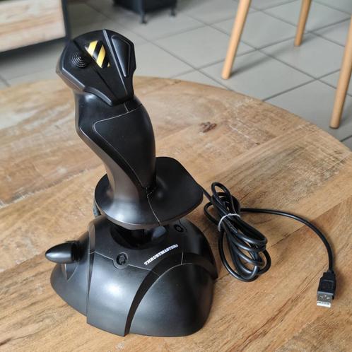 Joystick USB Thrustmaster 2960623, Computers en Software, Joysticks, Zo goed als nieuw, Ophalen of Verzenden