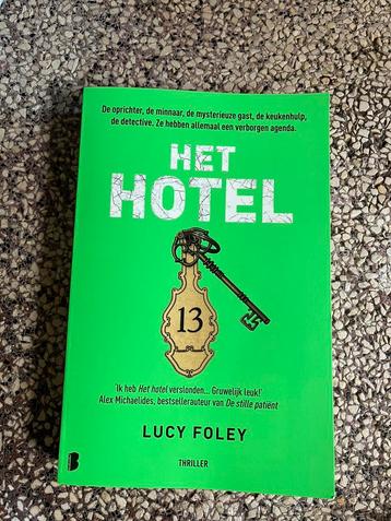 Boek ‘Het hotel’ van Lucy Foley disponible aux enchères