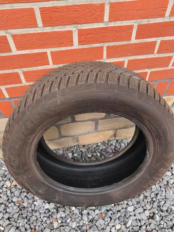 Twee winterbanden good year 255/15 RW 16 beschikbaar voor biedingen