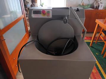 Chocolade smelt machine 15kg, heb nog andere chocolade artik beschikbaar voor biedingen