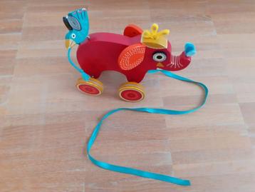 Djeco houten trekfiguur olifant Indy beschikbaar voor biedingen