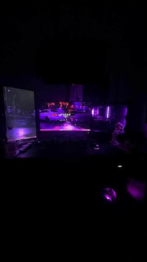 Pc ruilen voor playstation 5 pro met 2 controllers, Computers en Software, Desktop Pc's, Gebruikt, Onbekend, SSD, 32 GB, Met videokaart