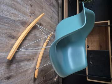 Eames RAR plastic chair, Huis en Inrichting, Ophalen, Gebruikt