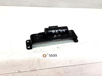R1 2004 - 2006 Yamaha Beugel Beugel tank D1-47758 beschikbaar voor biedingen