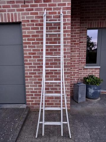 Tweedelige Alu ladder, 4m80cm 18 treden beschikbaar voor biedingen