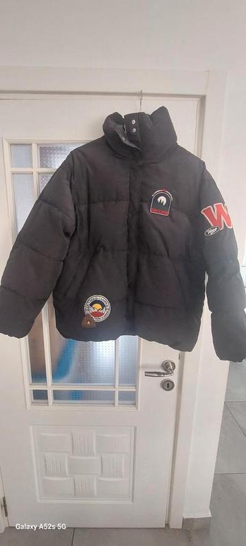 Damesjas winter, maat L. 10 euro. beschikbaar voor biedingen