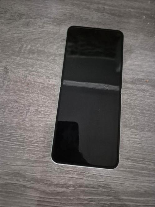 Z flip 6!Beschrijving!, Telecommunicatie, Mobiele telefoons | Samsung, Gebruikt, Galaxy Z Flip, 256 GB, Zonder abonnement, Zonder simlock