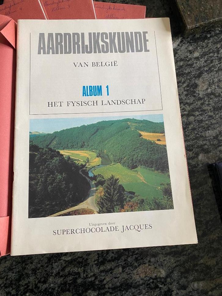 Superchocolade Jacques: Aardrijkskunde  van België, 4 albums, Boeken, Prentenboeken en Plaatjesalbums, Zo goed als nieuw, Ophalen of Verzenden