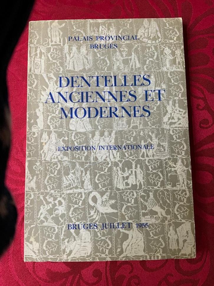 Dentelles anciennes et modernes, Antiek en Kunst, Antiek | Boeken en Manuscripten, Ophalen of Verzenden