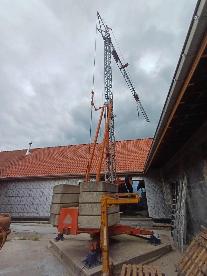 Te koop:Bouwkraan Arcomet+pallethaak+kubel+kantelcontainer, Zakelijke goederen, Machines en Bouw | Kranen en Graafmachines, Kraan