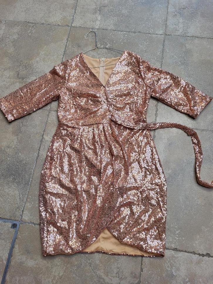 Glitterende jurk gold goud mt Large (zie foto's), Kleding | Dames, Gelegenheidskleding, Zo goed als nieuw, Cocktailjurk, Maat 42/44 (L)
