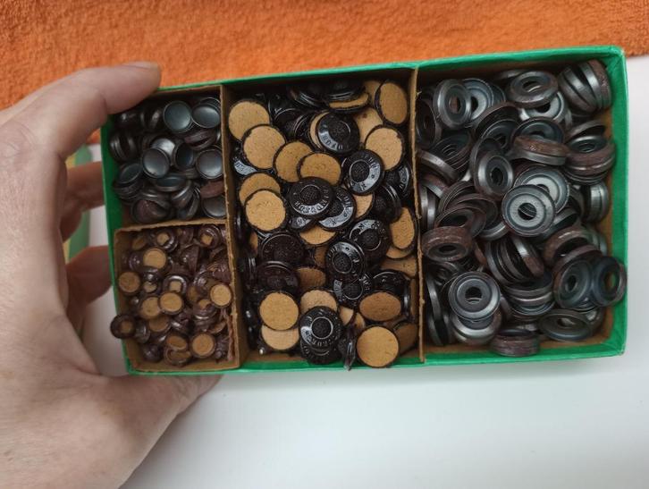 Antieke zwarte drukknopen VAINQUEUR 16, Antiek en Kunst, Antiek | Kleding en Textiel, Ophalen of Verzenden