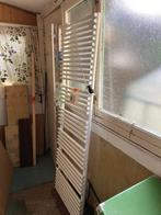 Elektrische badkamerradiator 2st, Doe-het-zelf en Bouw, Ophalen, Gebruikt, Radiator, Minder dan 60 cm