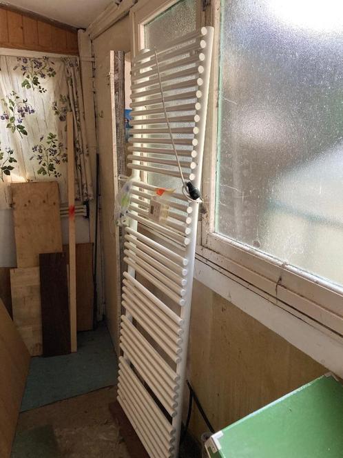 Elektrische badkamerradiator 2st, Doe-het-zelf en Bouw, Verwarming en Radiatoren, Gebruikt, Radiator, 80 cm of meer, Minder dan 60 cm