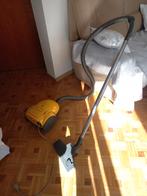 Samsung 1300W stofzuiger, Ophalen, Zo goed als nieuw, Stofzuiger