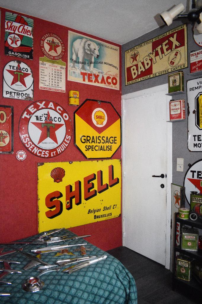 ruilen automobile embleem badge emaillebord olie blik, Verzamelen, Merken en Reclamevoorwerpen, Gebruikt, Reclamebord, Ophalen of Verzenden