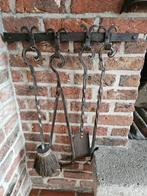 Haardset gesmeed ijzer - 4-delig, Antiek en Kunst, Antiek | Gereedschap en Instrumenten, Ophalen of Verzenden
