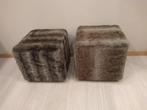 POUF Cube 42 cm / Tabouret Banc ,Repose pied /Poufs 2 piece, Maison & Meubles, Canapés | Repose-pieds & Poufs, Comme neuf, Synthétique