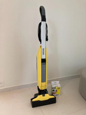 Nettoyant pour sols Kärcher, Enlèvement, Comme neuf, Machine de nettoyage à brosse